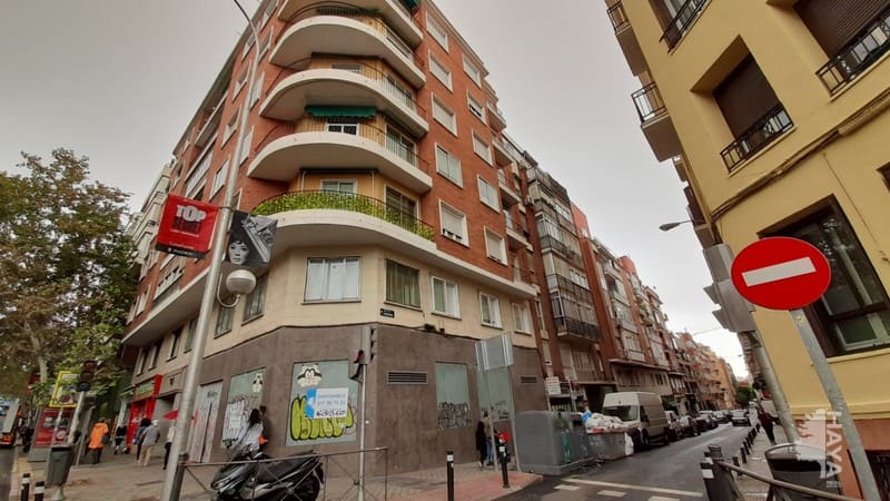 Oficinas En Alquiler Y Venta En Calle Doctor Esquerdo Madrid