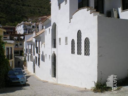 Venta de casas y pisos en Benahavis Málaga