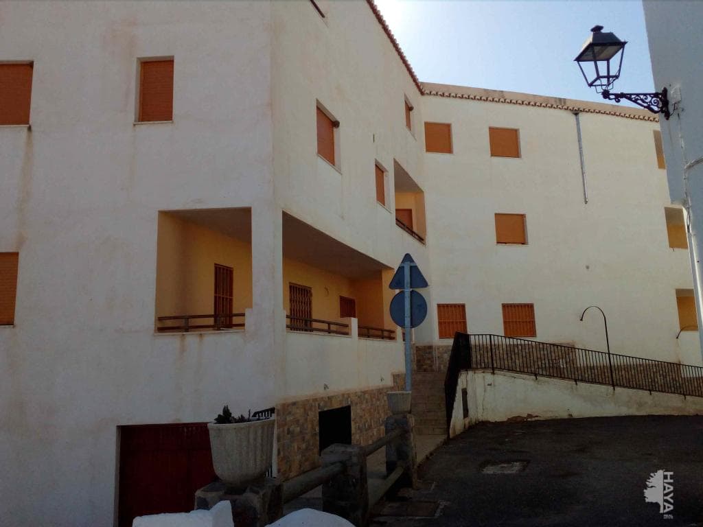 Venta de casas y pisos en Polopos Granada