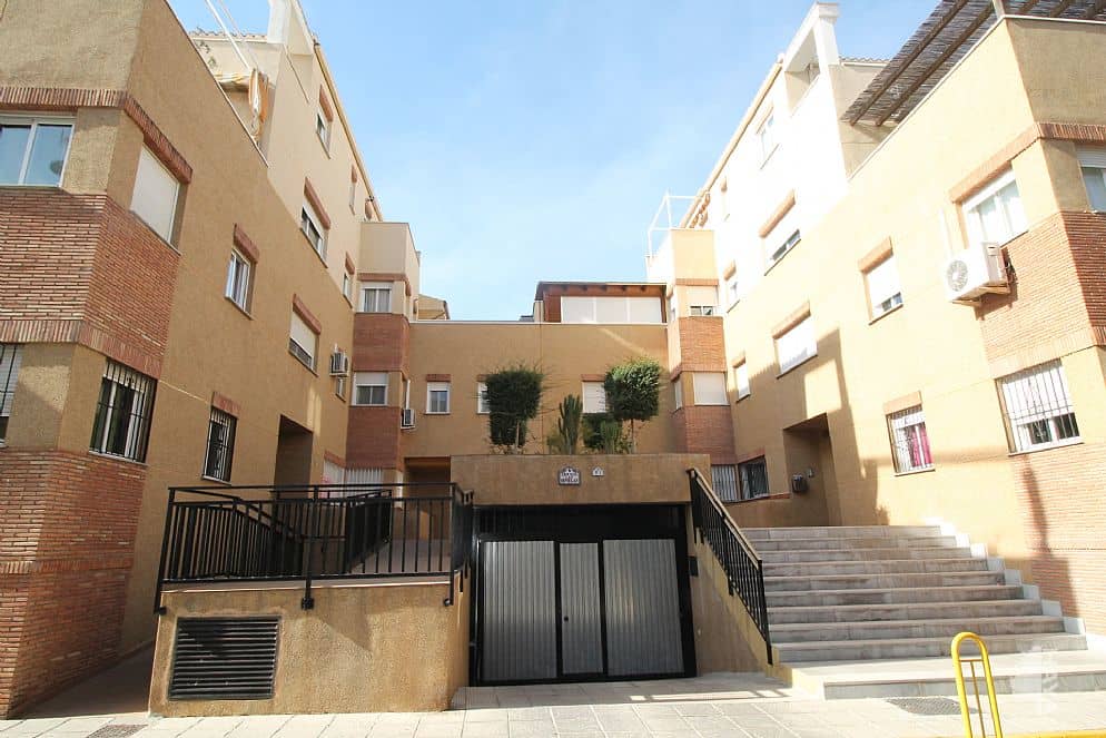 Venta de casas y pisos en Churriana de la Vega Granada