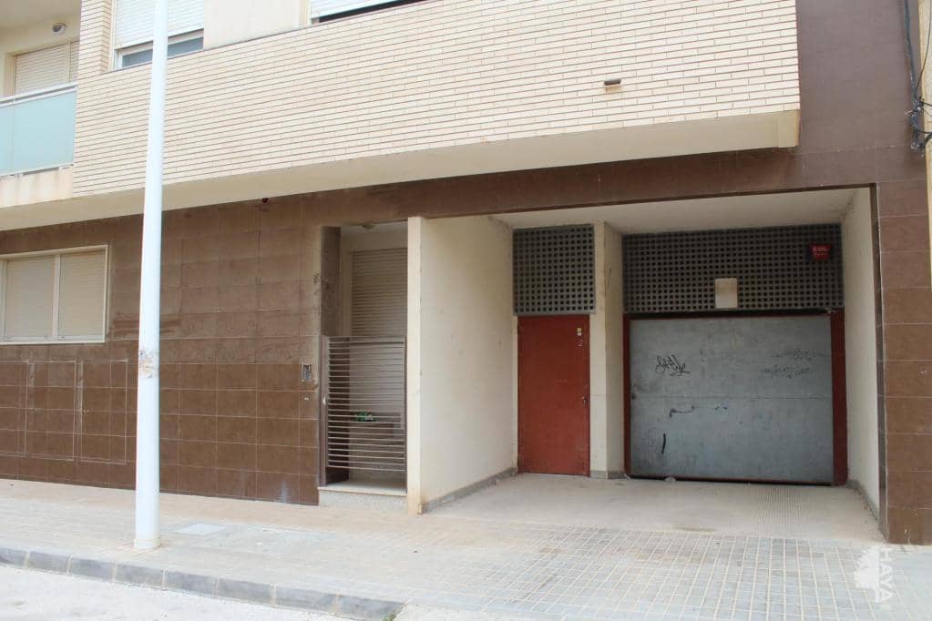 Pisos Y Garajes En Venta En Calle Dels Llauradors, Bajo, 12580 