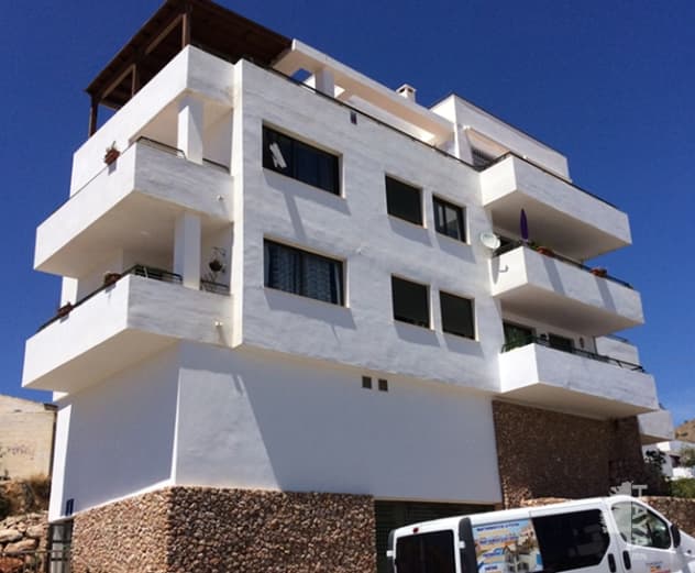 Venta de casas y pisos en Nerja Málaga